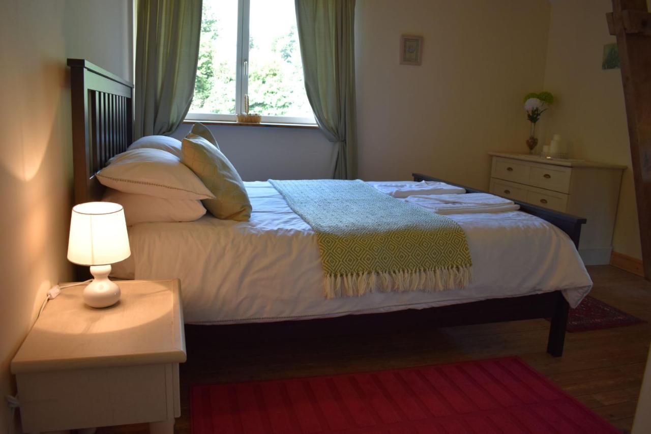 Gites In Le Neufbourg -Mortain ภายนอก รูปภาพ