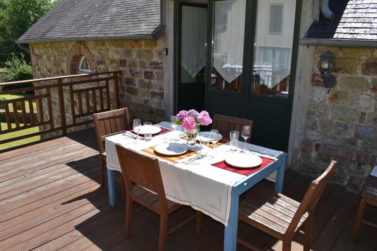 Gites In Le Neufbourg -Mortain ภายนอก รูปภาพ